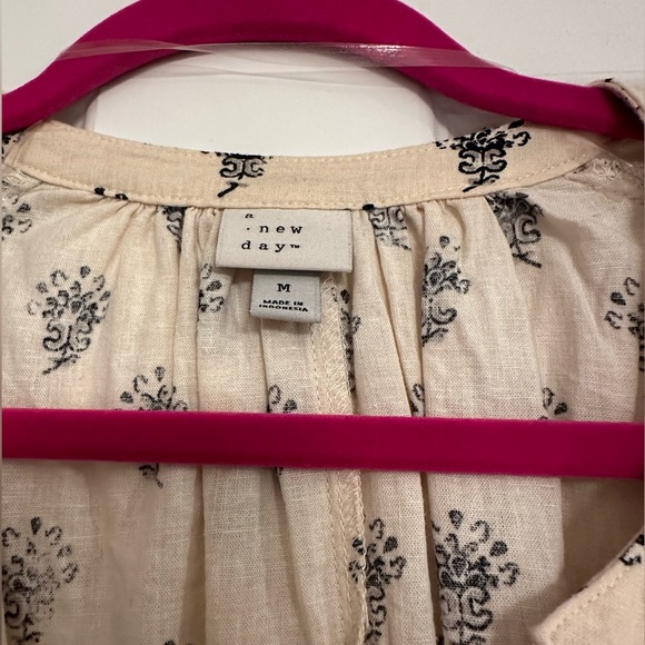 A New Day Blouse - Picture 5 of 5